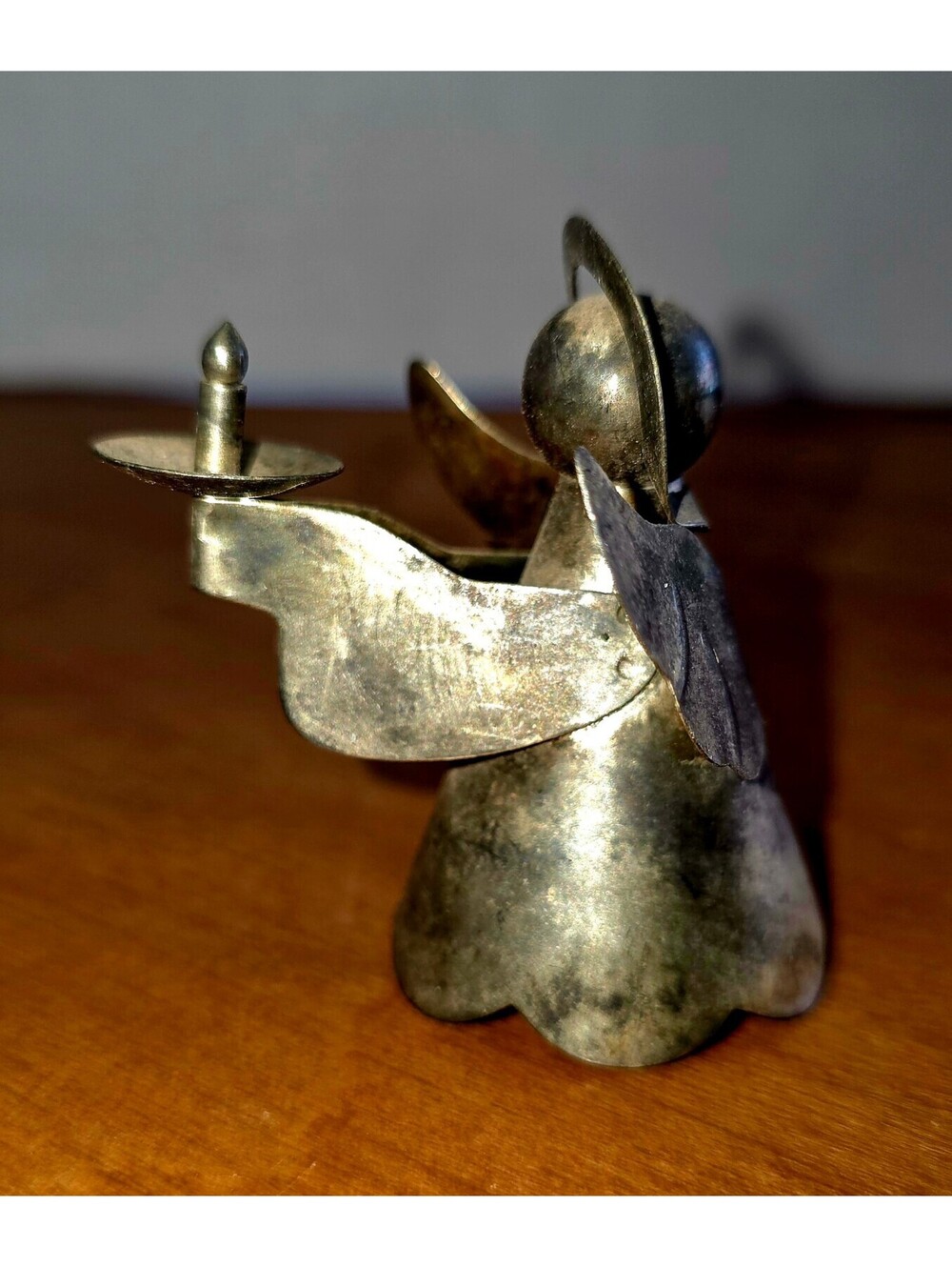 Small brass Angel figurine collectable